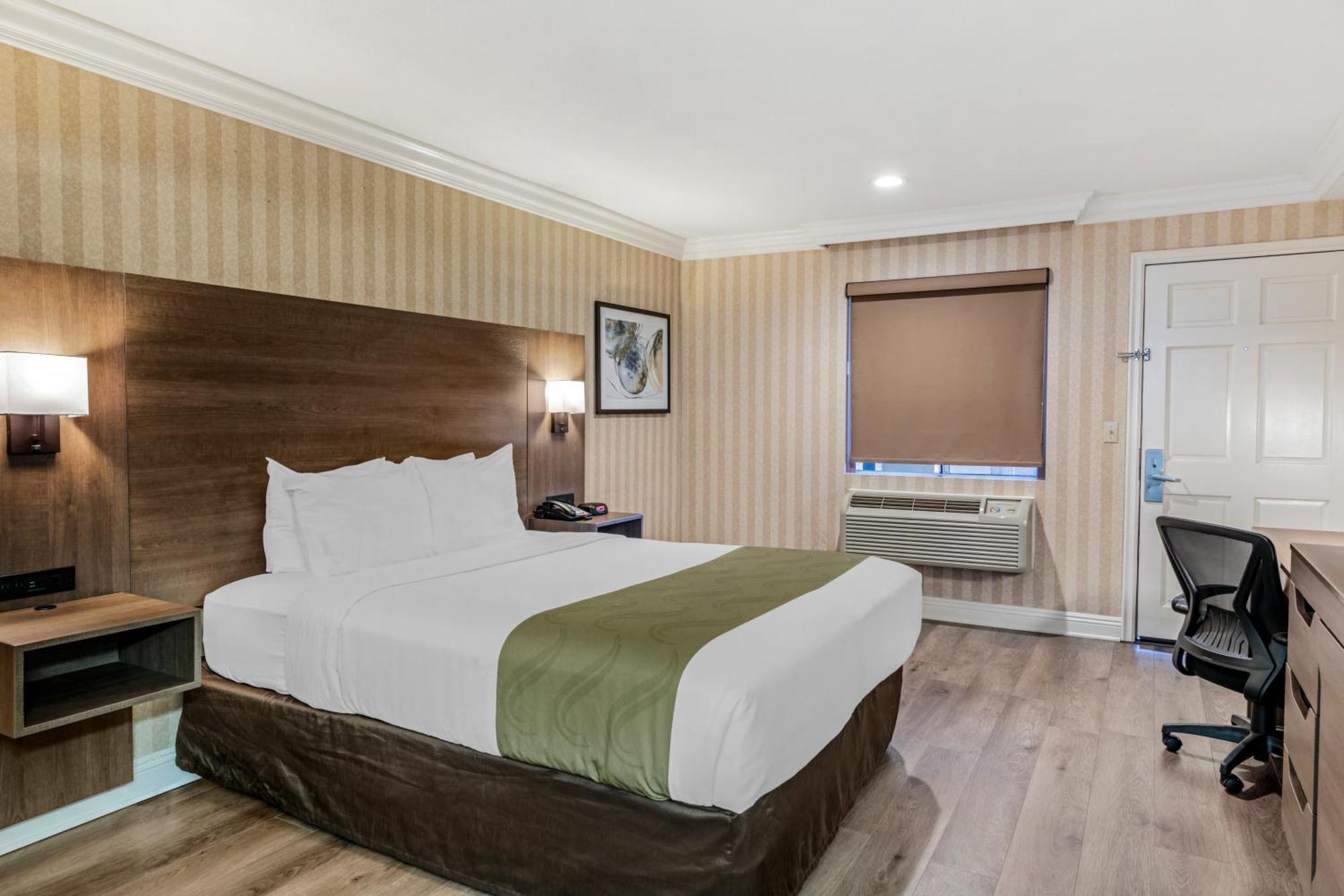 Quality Inn & Suites Anaheim Maingate Bagian luar foto